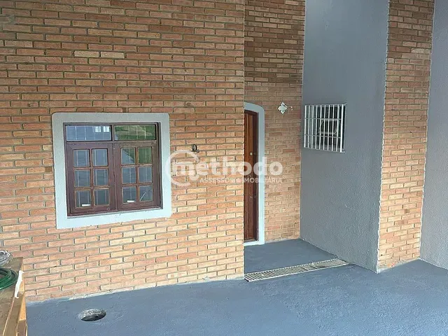 Casa com 412m² 3 quartos e 2 banheiros, à venda ou para alugar, no bairro Vila Nogueira em Campinas