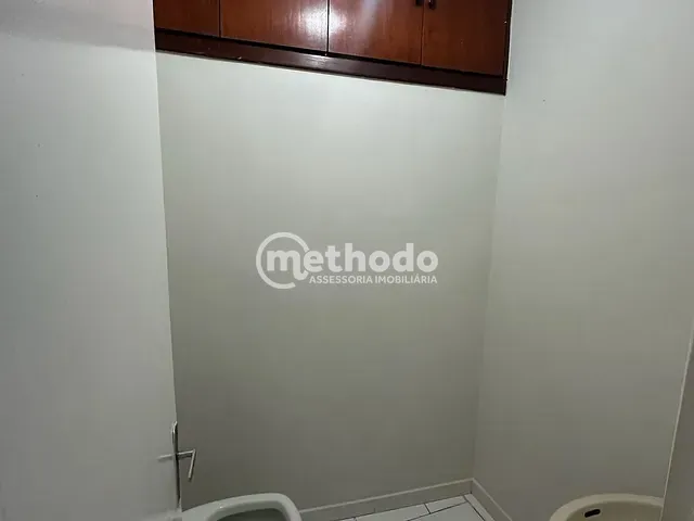 Casa com 412m² 3 quartos e 2 banheiros, à venda ou para alugar, no bairro Vila Nogueira em Campinas