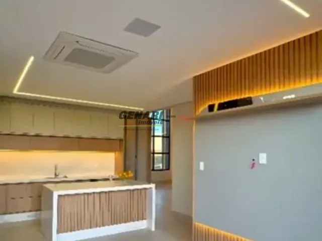 Casa com 300m² 3 quartos e 5 banheiros, à venda, no bairro Residencial London Park em Indaiatuba