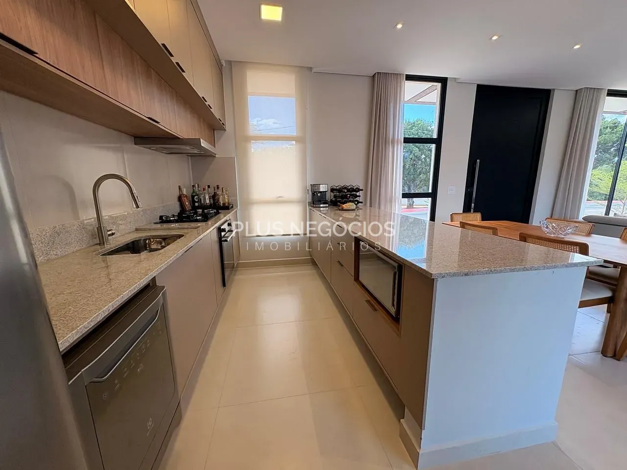 Casa, 3 quartos, 201 m² - Foto 7