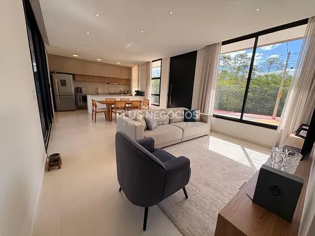 Casa 3 quartos e 5 banheiros, à venda, no bairro Wanel Ville em Sorocaba