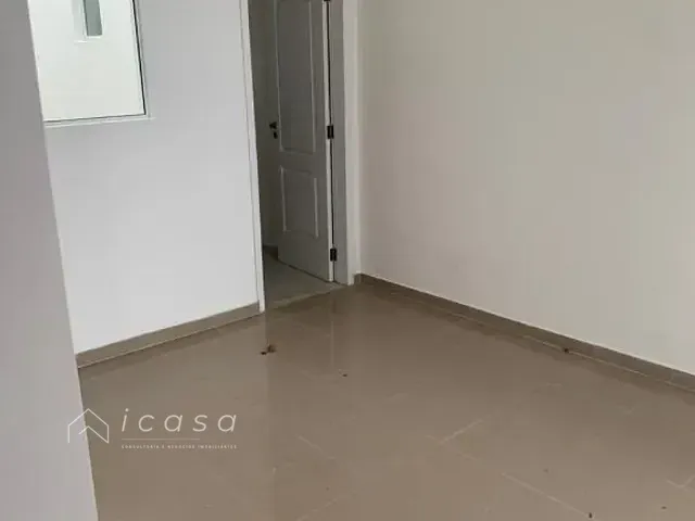 Casa com 140m² 2 quartos e 2 banheiros, à venda, no bairro Jardim Maria Cândida em Caçapava