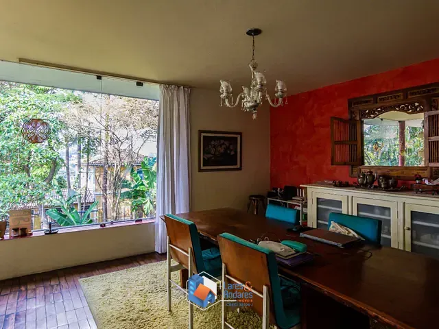Casa com 1062m² 4 quartos e 4 banheiros, à venda, no bairro Jardim Leonor em São Paulo