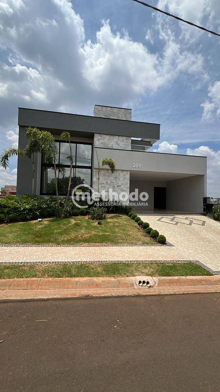 Casa, 3 quartos, 209 m² - Foto 1