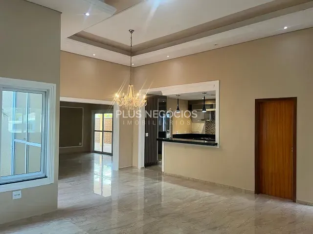 Casa com 490m² 3 quartos e 5 banheiros, à venda, no bairro Jardim Gramados de Sorocaba em Sorocaba