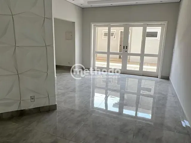 Casa com 280m² 3 quartos e 4 banheiros, à venda, no bairro Parque Brasil 500 em Paulínia