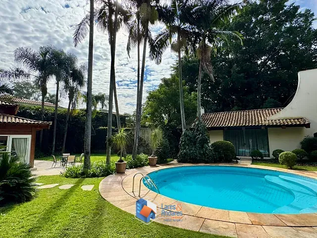 Casa com 1650m² 3 quartos e 5 banheiros, à venda, no bairro Cidade Jardim em São Paulo