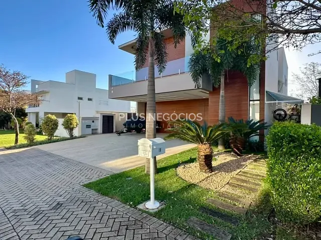 Casa com 480m² 4 quartos e 7 banheiros, à venda ou para alugar, no bairro Alphaville Nova Esplanada em Votorantim