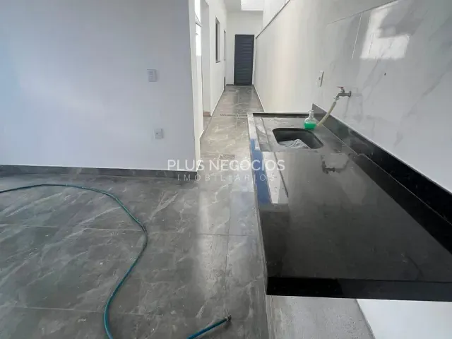 Casa com 250m² 3 quartos e 2 banheiros, à venda, no bairro Jardim Residencial Campos do Conde em Sorocaba