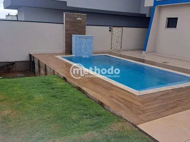 Casa com 300m² 4 quartos e 6 banheiros, à venda, no bairro Roncáglia em Valinhos