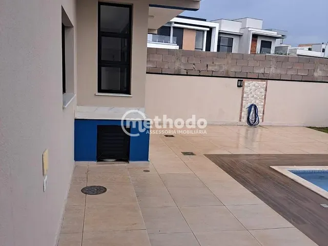 Casa com 300m² 4 quartos e 6 banheiros, à venda, no bairro Roncáglia em Valinhos