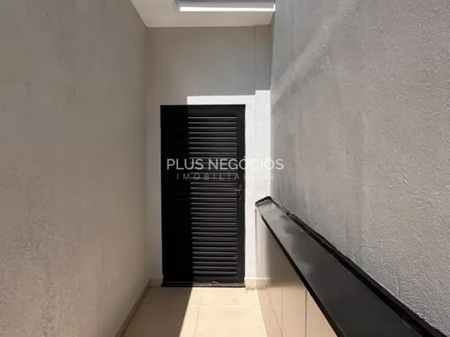 Casa com 200m² 3 quartos e 2 banheiros, para alugar, no bairro Wanel Ville em Sorocaba