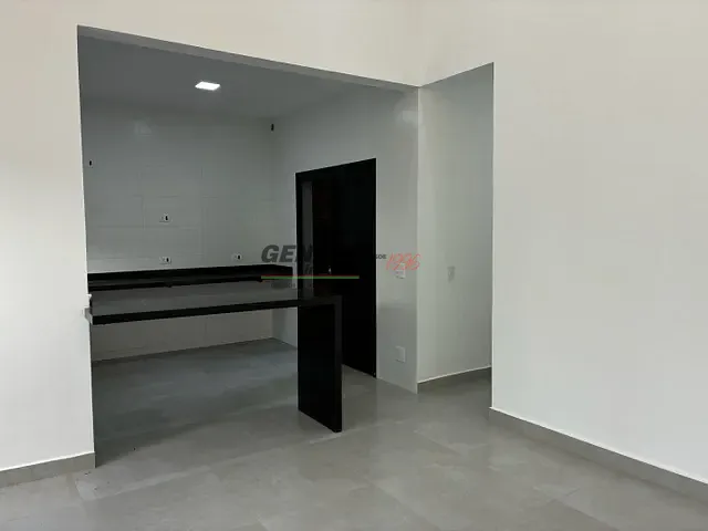 Casa com 150m² 3 quartos e 2 banheiros, à venda, no bairro Jardim Bom Sucesso em Indaiatuba