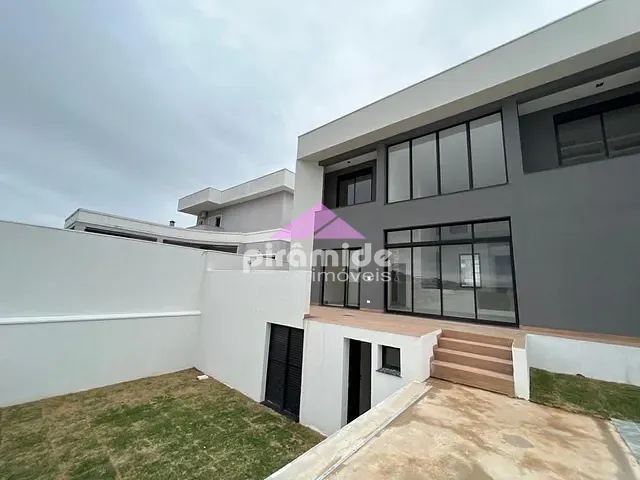 Casa com 450m² 4 quartos e 5 banheiros, à venda, no bairro Urbanova em São José dos Campos