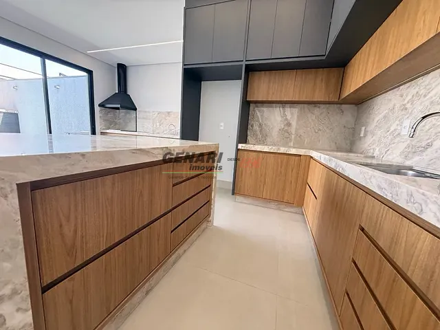 Casa com 305m² 3 quartos e 3 banheiros, à venda, no bairro Jardim Piemonte em Indaiatuba