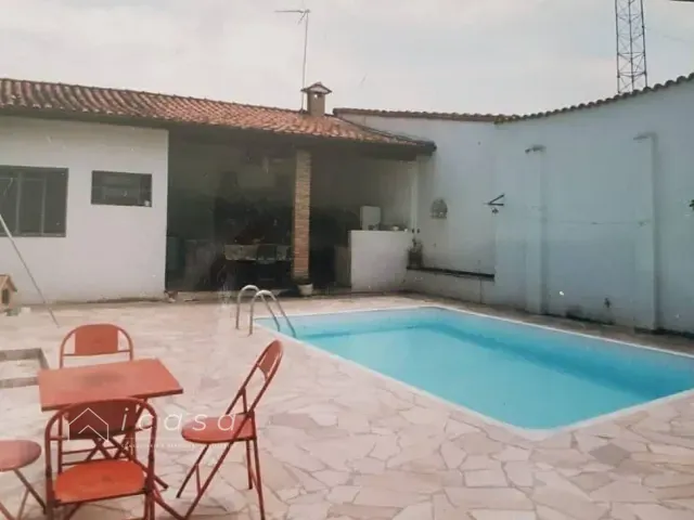 Casa com 328m² 4 quartos e 1 banheiro, à venda, no bairro Vila Pantaleão em Caçapava