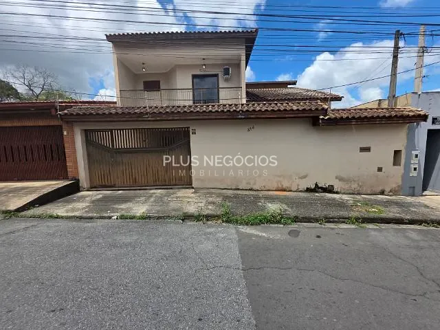Casa 4 quartos e 4 banheiros, para alugar, no bairro Vila Assis em Sorocaba