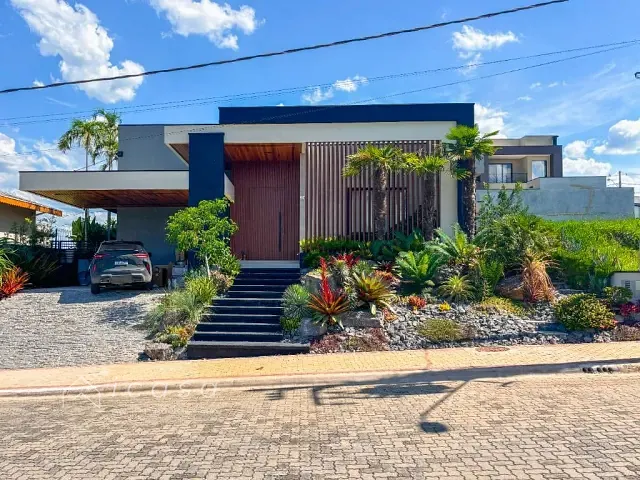 Casa com 540m² 3 quartos e 4 banheiros, à venda, no bairro Condomínio Residencial Ecopark Bourbon em Caçapava