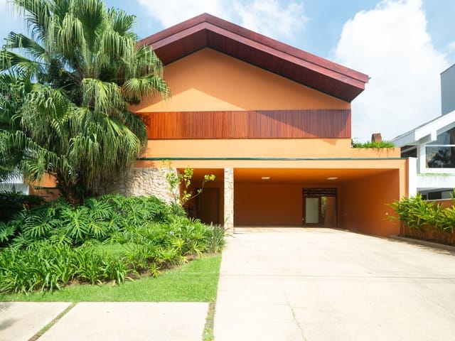 Casa com 560m² 5 quartos e 6 banheiros, à venda, no bairro Alphaville Residencial Um em Barueri