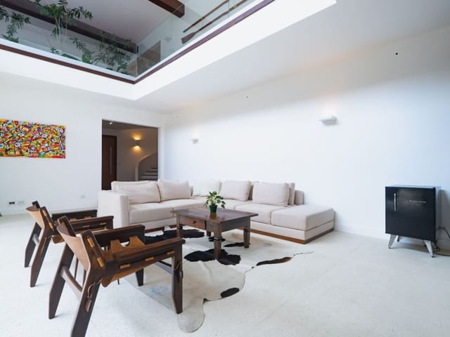 Casa com 560m² 5 quartos e 6 banheiros, à venda, no bairro Alphaville Residencial Um em Barueri