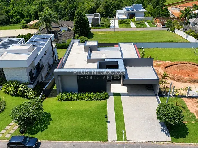 Casa com 895m² 3 quartos e 4 banheiros, à venda, no bairro LAGO AZUL em Araçoiaba da Serra