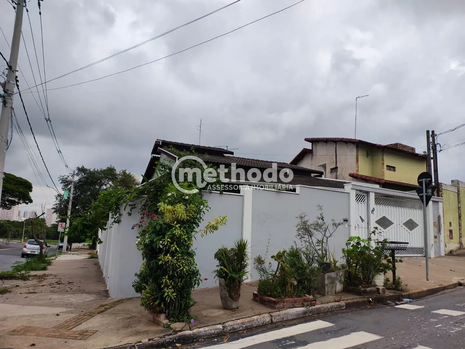 Casa, 3 quartos, 323 m² - Foto 1