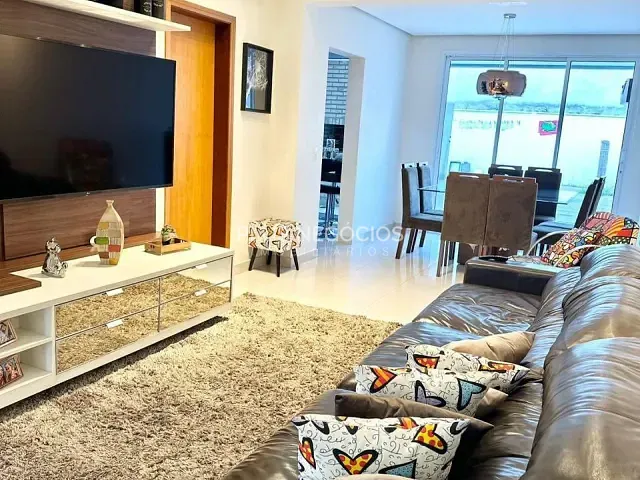 Casa com 200m² 3 quartos e 4 banheiros, à venda, no bairro Wanel Ville em Sorocaba