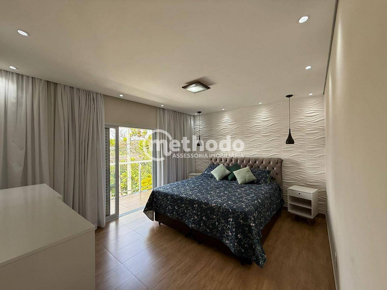 Casa, 4 quartos, 260 m² - Foto 35