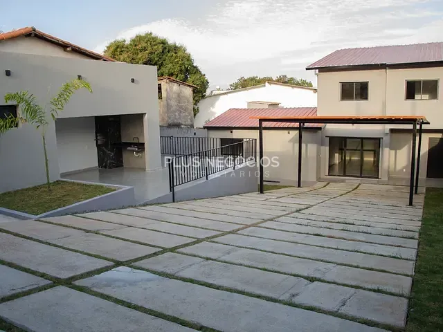Casa com 370m² 3 quartos e 5 banheiros, à venda, no bairro Jardim Europa em Sorocaba