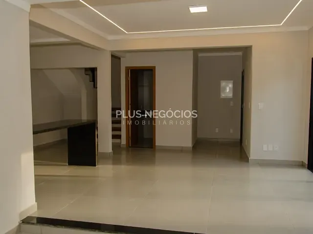 Casa com 370m² 3 quartos e 5 banheiros, à venda, no bairro Jardim Europa em Sorocaba