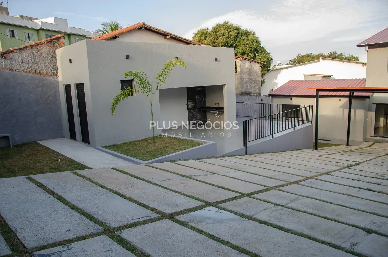 Casa, 3 quartos, 201 m² - Foto 2