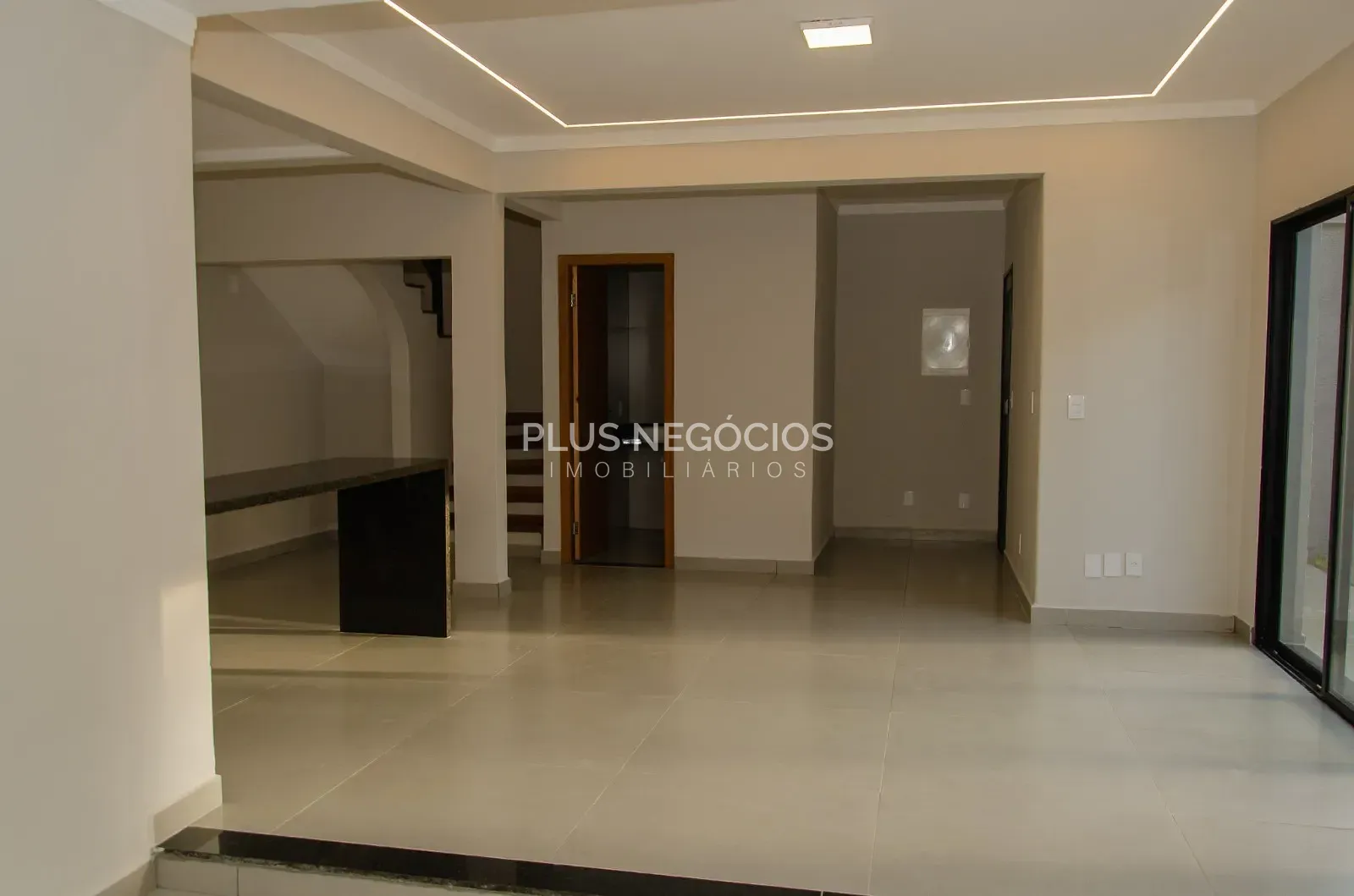 Casa, 3 quartos, 201 m² - Foto 5