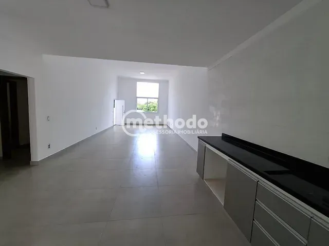 Casa com 630m² 3 quartos e 4 banheiros, à venda, no bairro Parque Xangrilá em Campinas