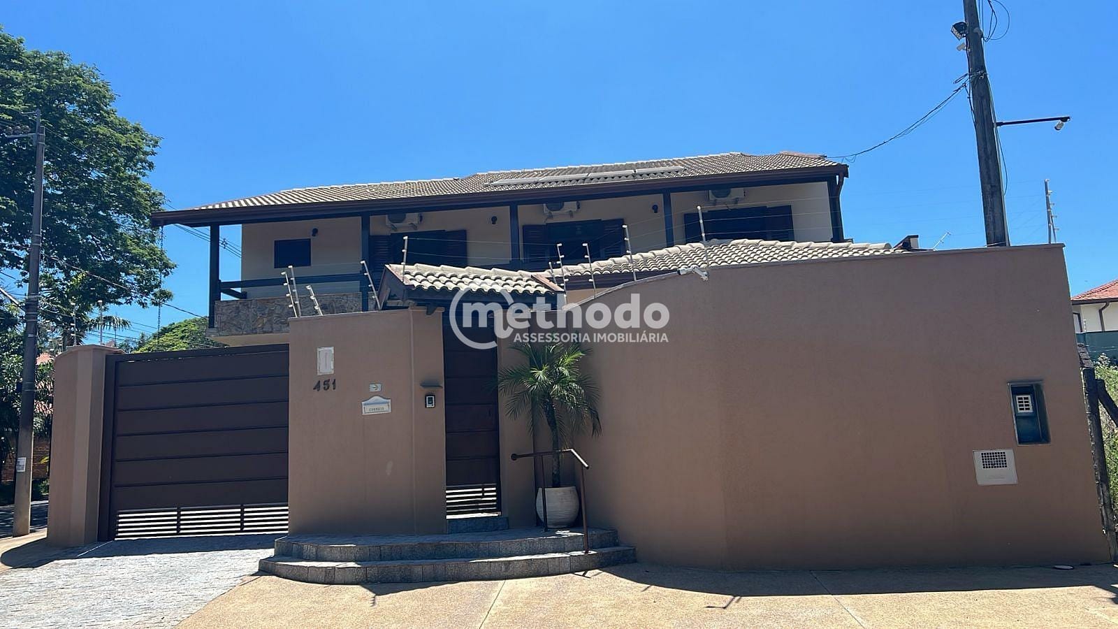 Casa, 4 quartos, 325 m² - Foto 1