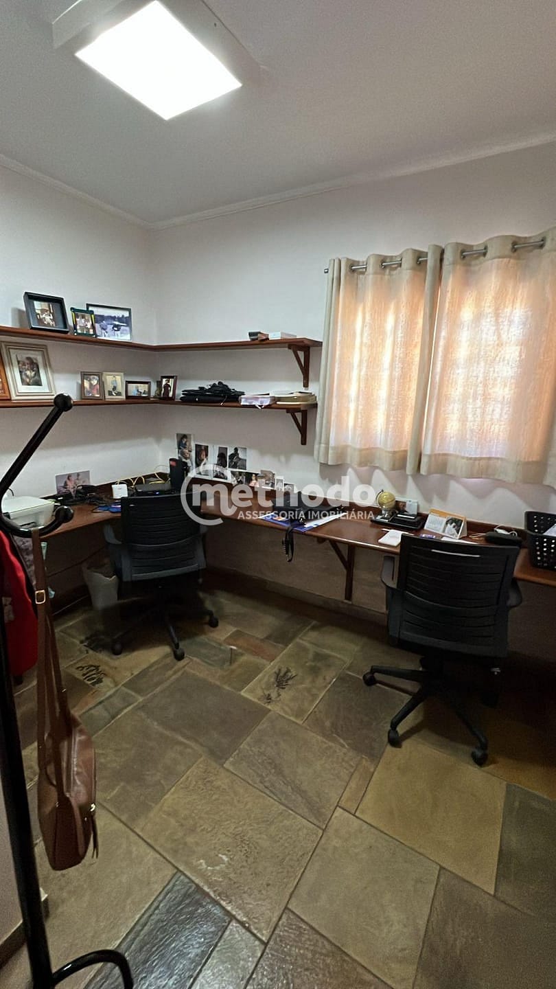 Casa, 4 quartos, 325 m² - Foto 9