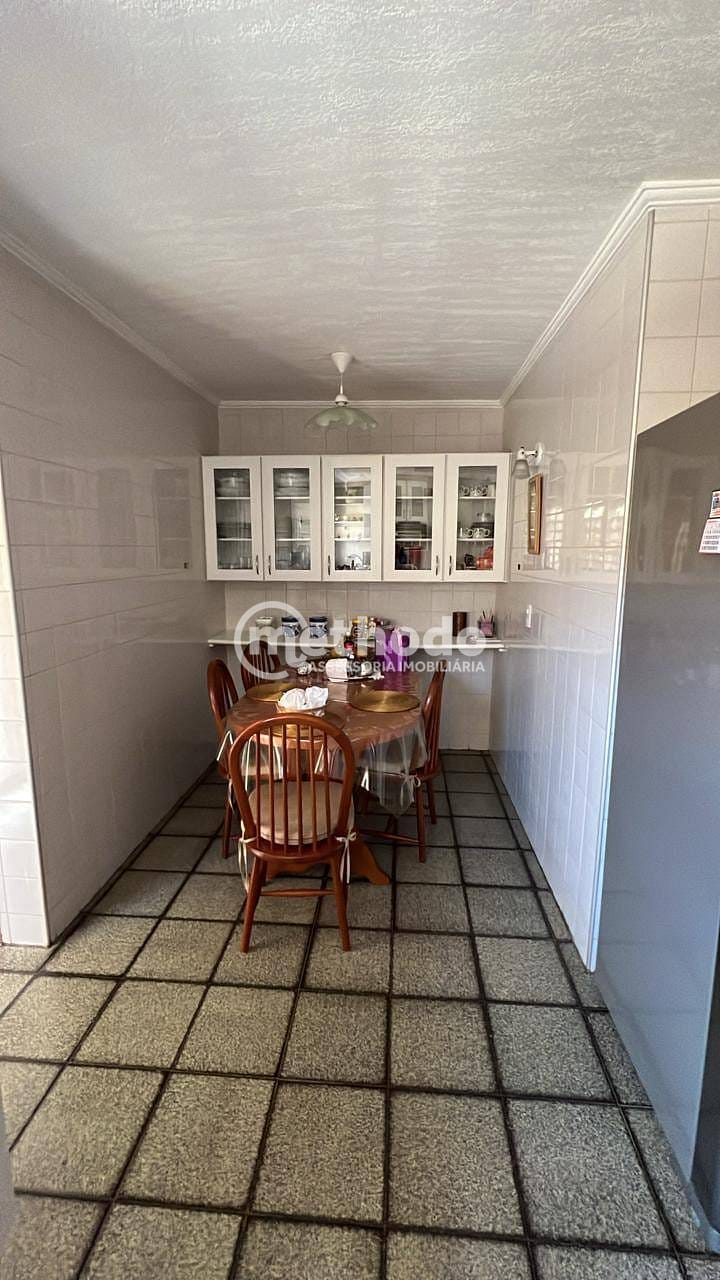 Casa, 4 quartos, 325 m² - Foto 23