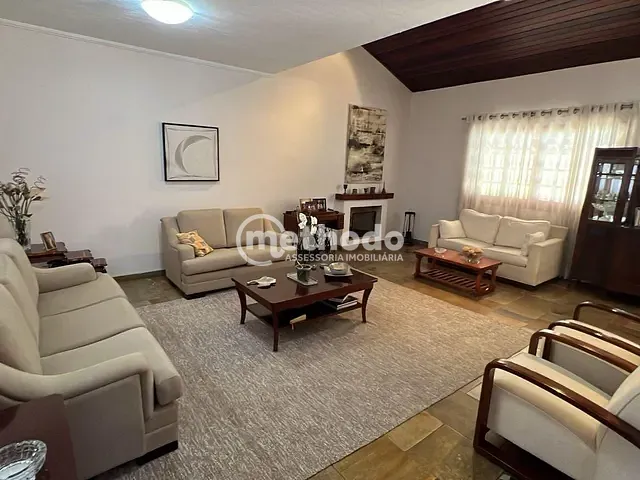 Casa com 450m² 4 quartos e 6 banheiros, à venda, no bairro Cidade Universitária em Campinas