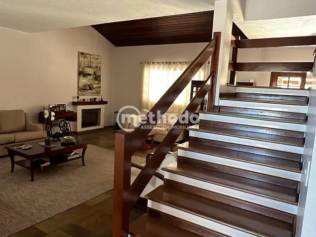 Casa com 450m² 4 quartos e 6 banheiros, à venda, no bairro Cidade Universitária em Campinas