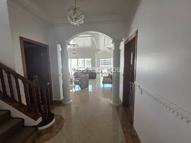 Casa 4 quartos e 6 banheiros, à venda ou para alugar, no bairro Parque Residencial Villa dos Inglezes em Sorocaba