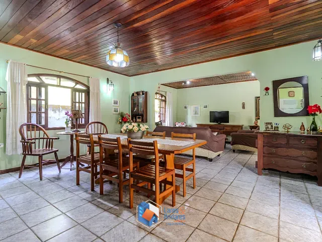 Casa com 43000m² 5 quartos e 6 banheiros, à venda, no bairro Sítio Represa em São Paulo
