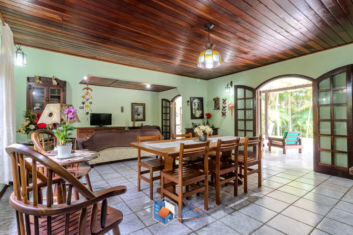Casa, 5 quartos, 365 m² - Foto 1