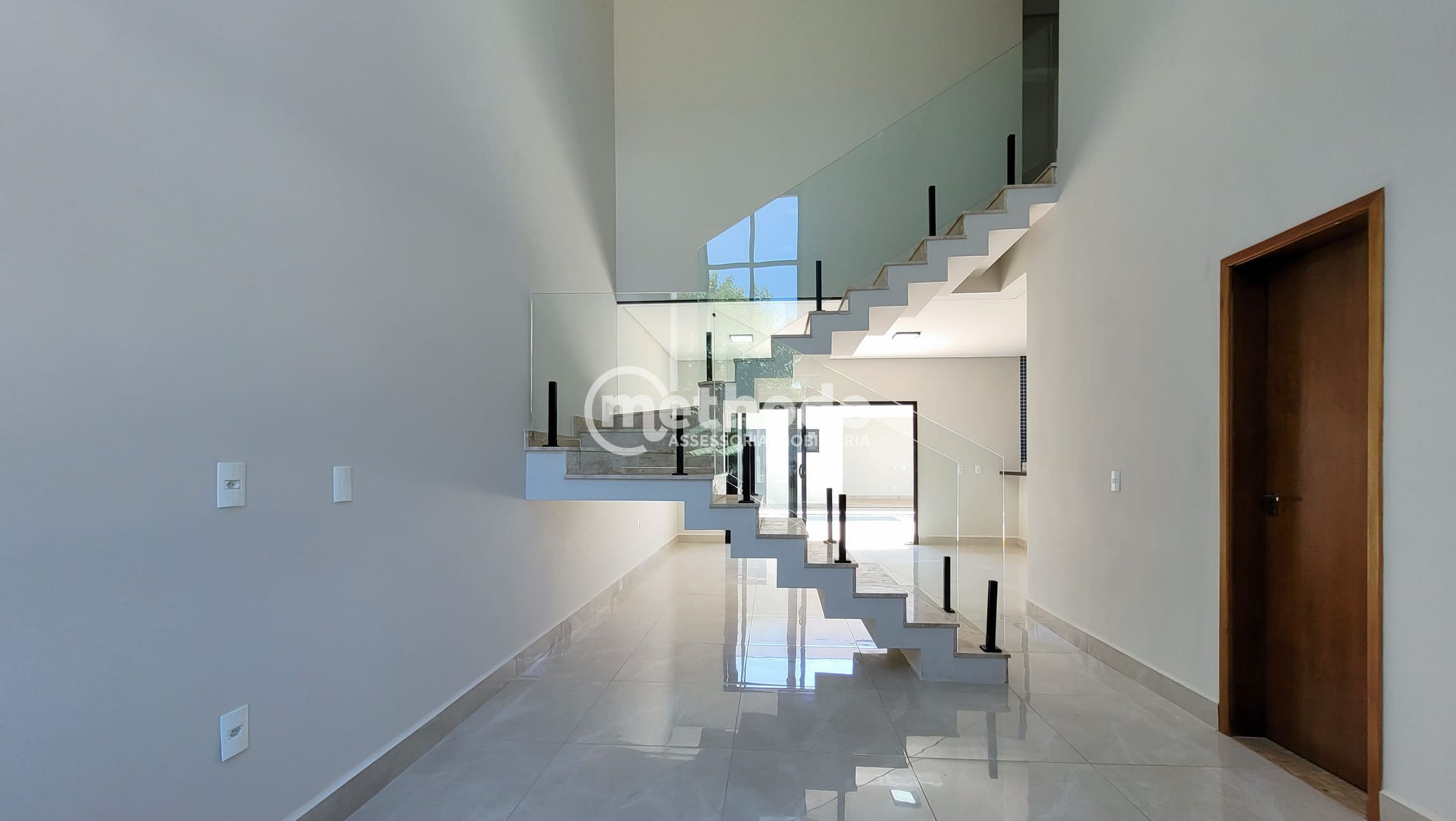 Casa, 3 quartos, 203 m² - Foto 2