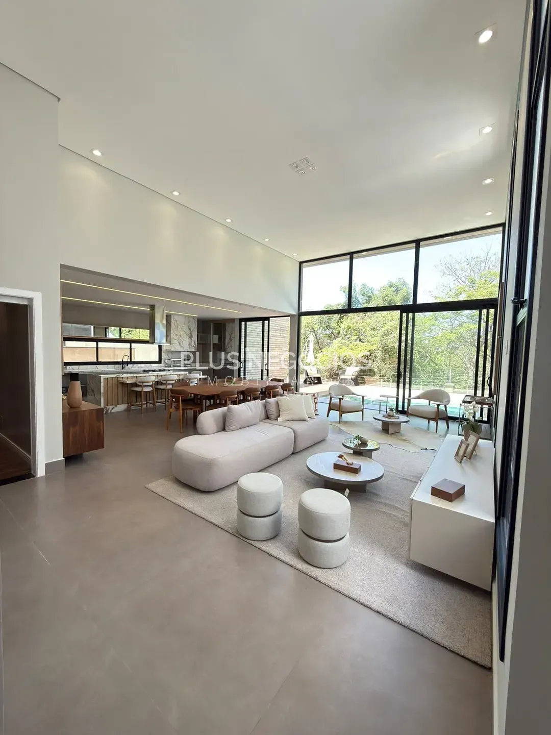 Casa, 3 quartos, 285 m² - Foto 4