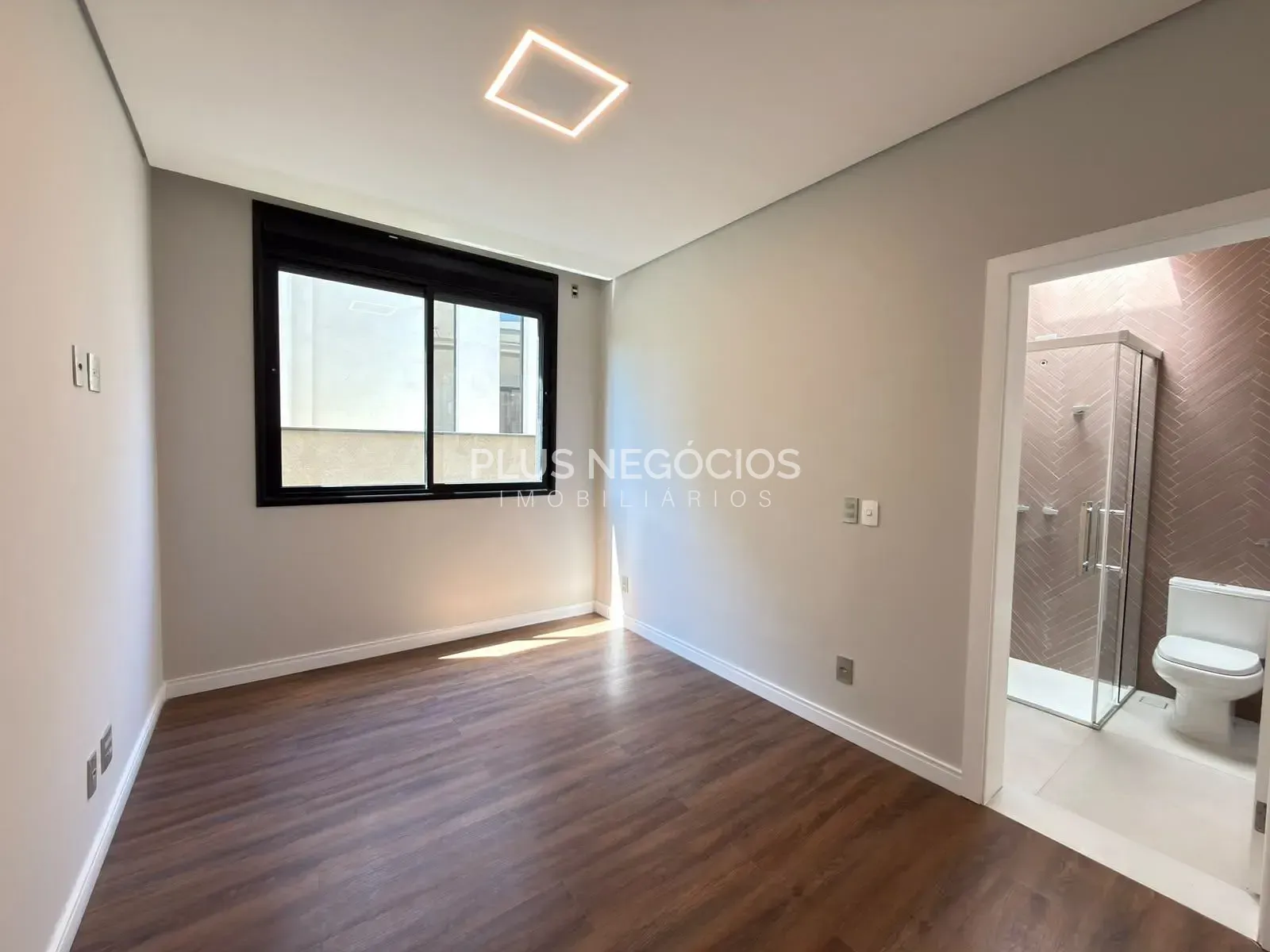 Casa, 3 quartos, 285 m² - Foto 22