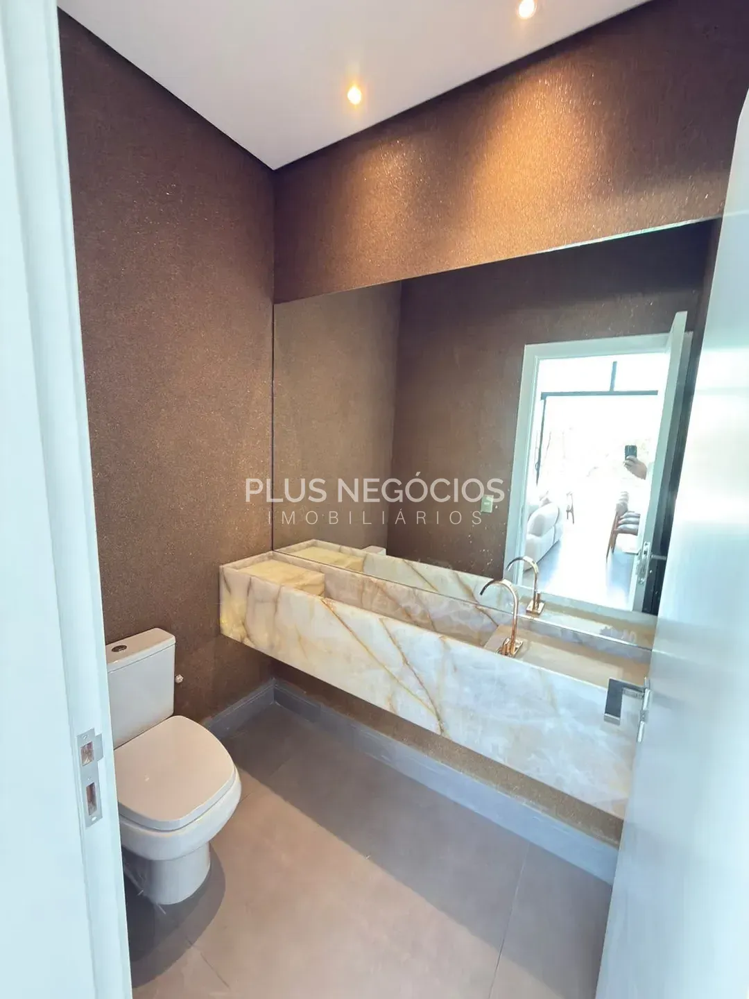 Casa, 3 quartos, 285 m² - Foto 31