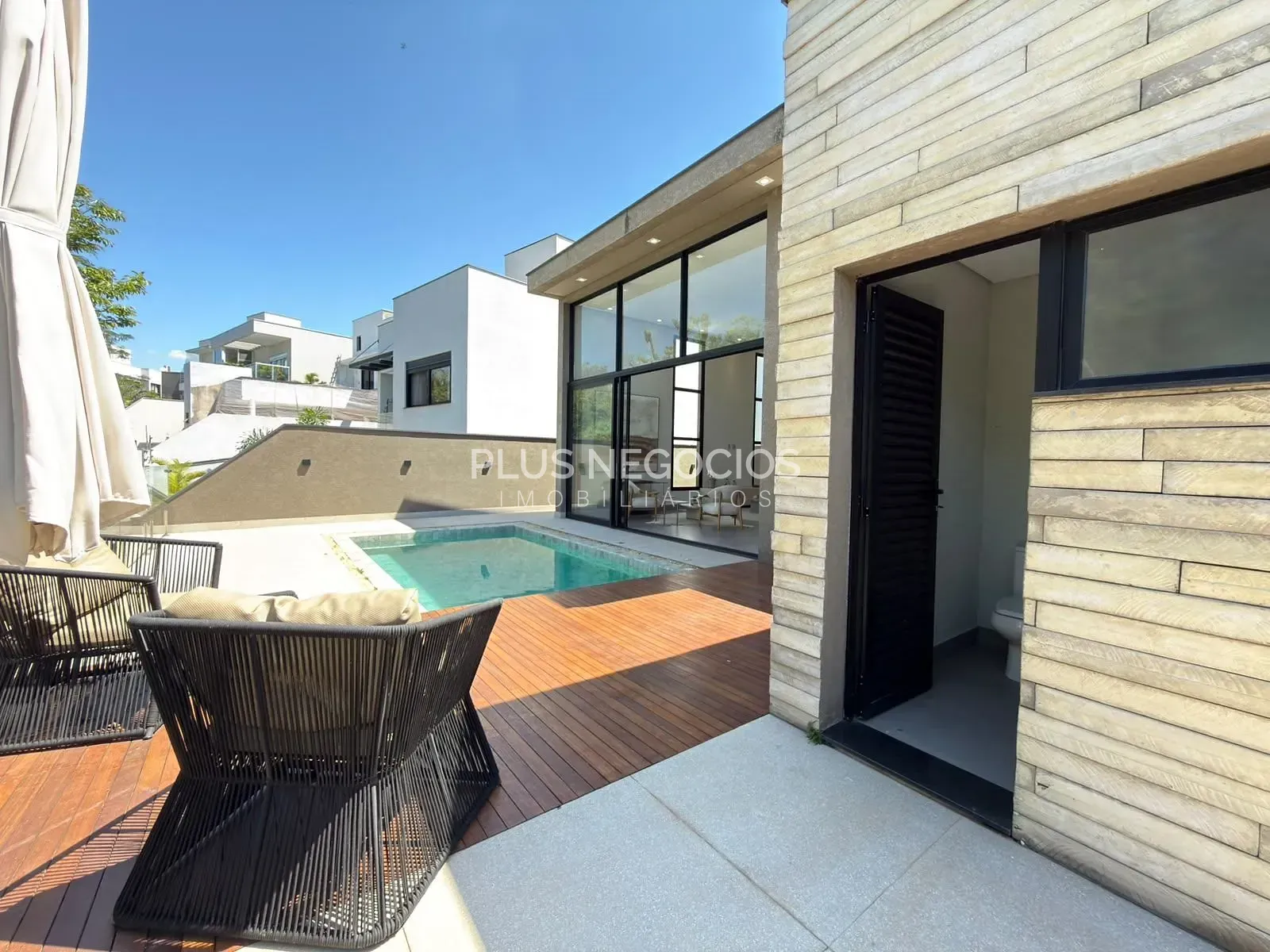 Casa, 3 quartos, 285 m² - Foto 10