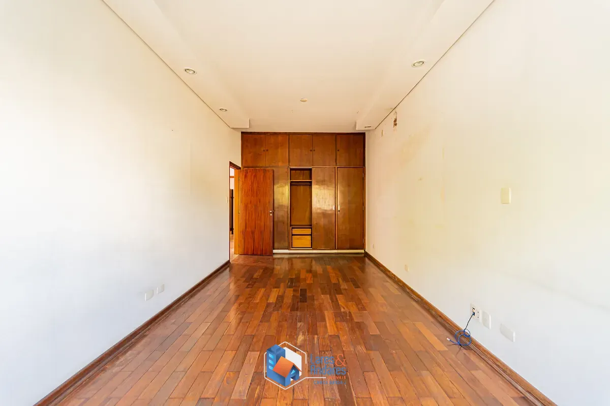 Casa, 3 quartos, 278 m² - Foto 37