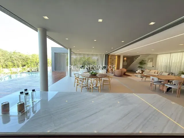 Casa com 612m² 4 quartos e 7 banheiros, à venda, no bairro Alphaville Nova Esplanada em Votorantim