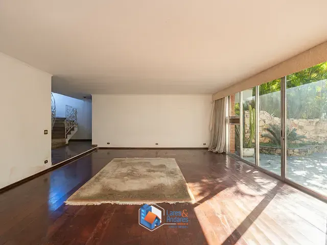 Casa com 575m² 3 quartos e 5 banheiros, à venda, no bairro Bela Aliança em São Paulo