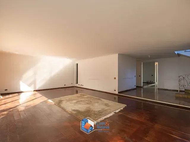Casa com 575m² 3 quartos e 5 banheiros, à venda, no bairro Bela Aliança em São Paulo